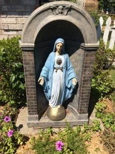 VirginMaryStatue